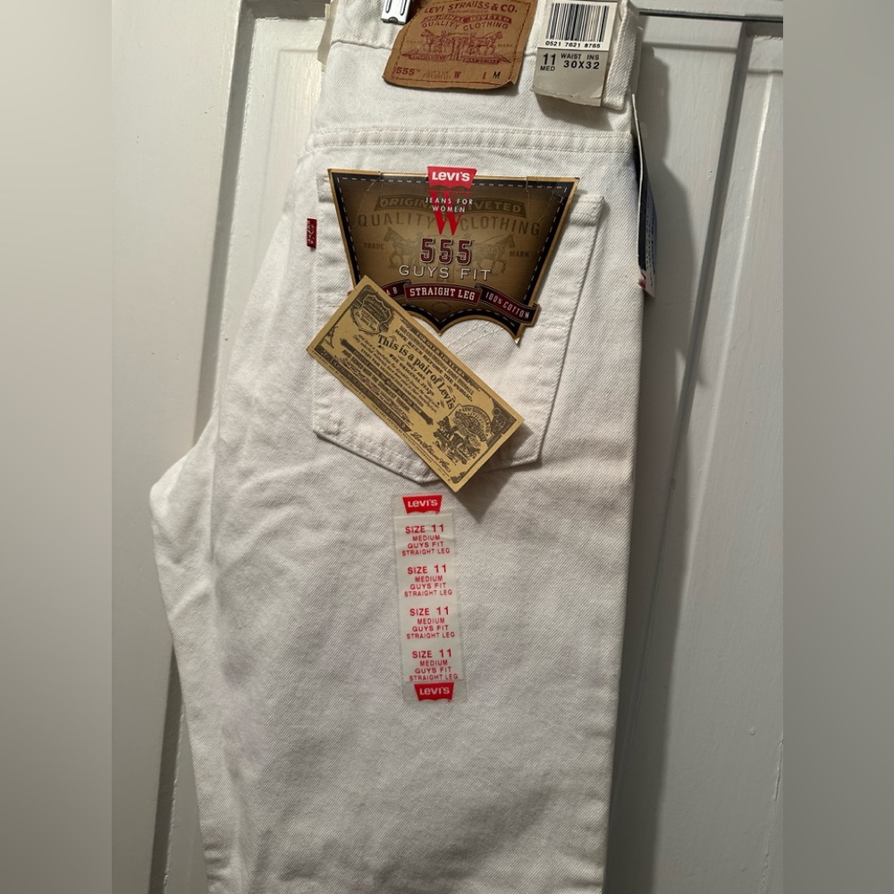 NWT Vintage Women’s Levi 555 Straight Leg Jeans